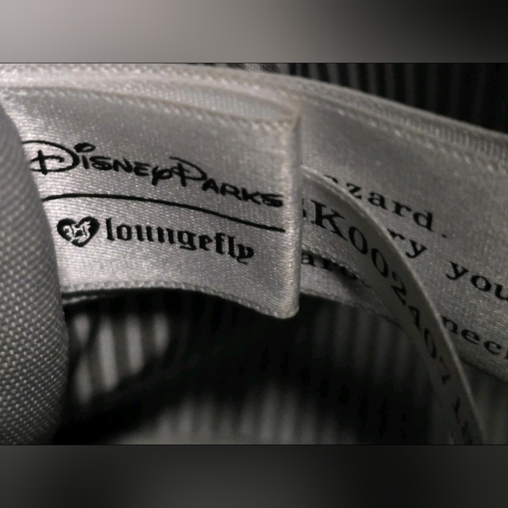 Loungefly OG Disney Parks Princesses Sketch AOP Backpack - Extremely Rare - Picture 15 of 16